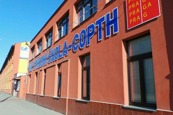 Бизнес академия Голешовице